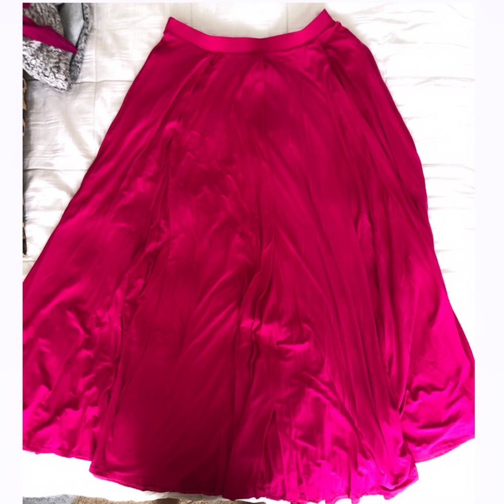 Rebdolls “Into You” Pleated Maxi Skirt w/ Pockets